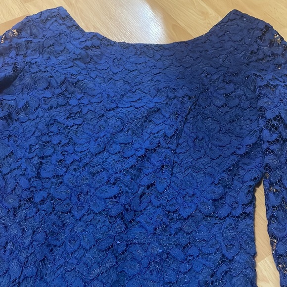 Small forever 21 blue elegant dress in almost new condition - Picture 2 of 2